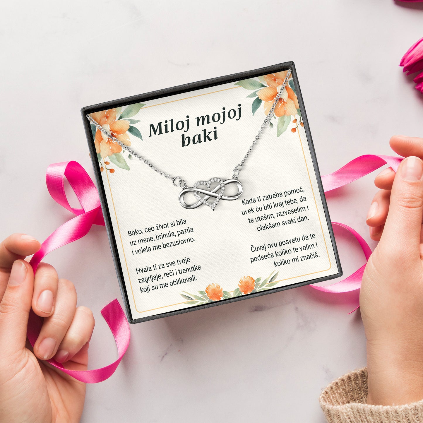 Miloj mojoj baki - Posveta sa lančićem za baku od unuka