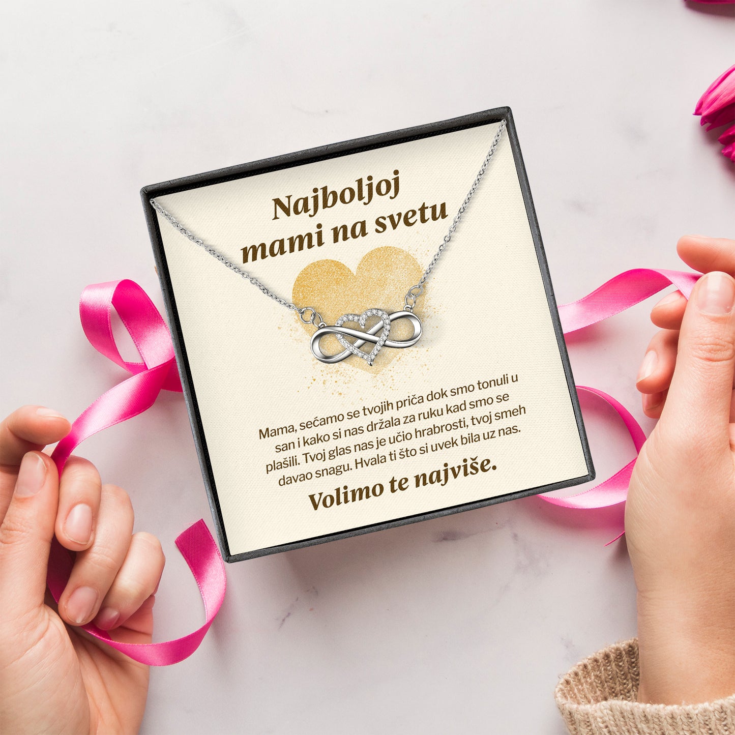 Najboljoj mami na svetu - Posveta sa lančićem za majku od dece
