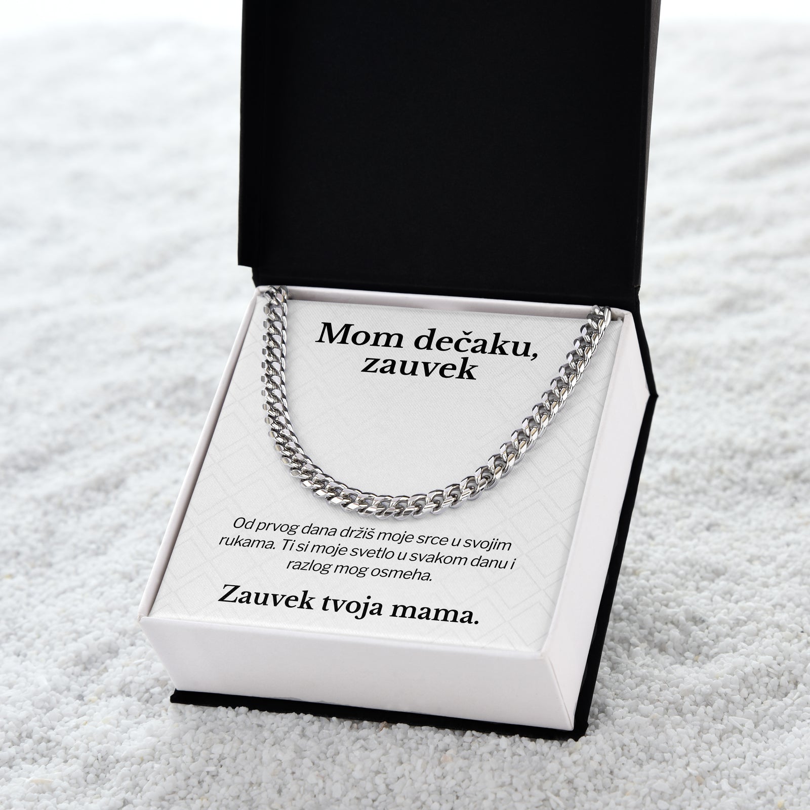 Mom dečaku, zauvek – Posveta sa lančićem za sina od majke