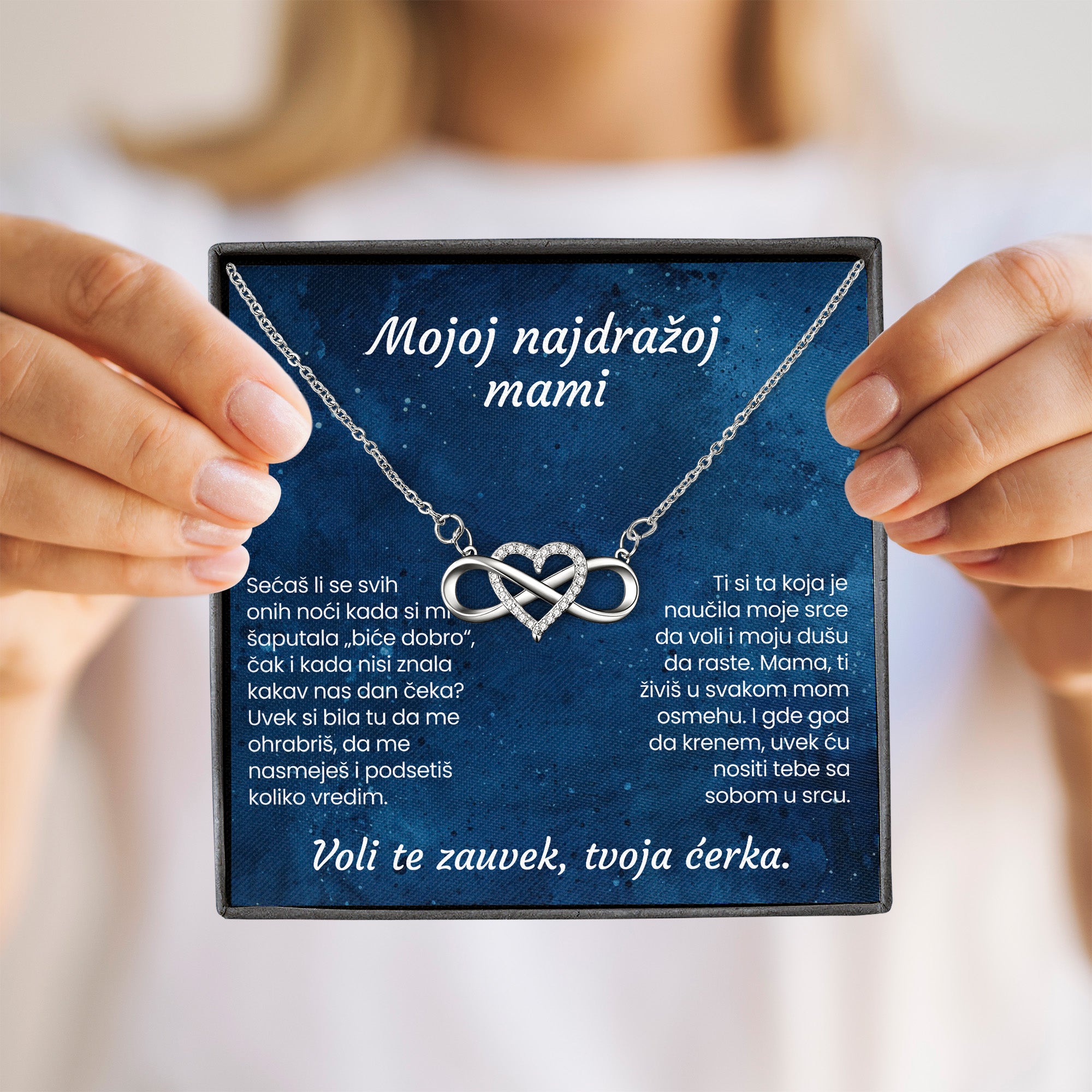 Mojoj najdražoj mami – Posveta sa lančićem od ćerke za majku