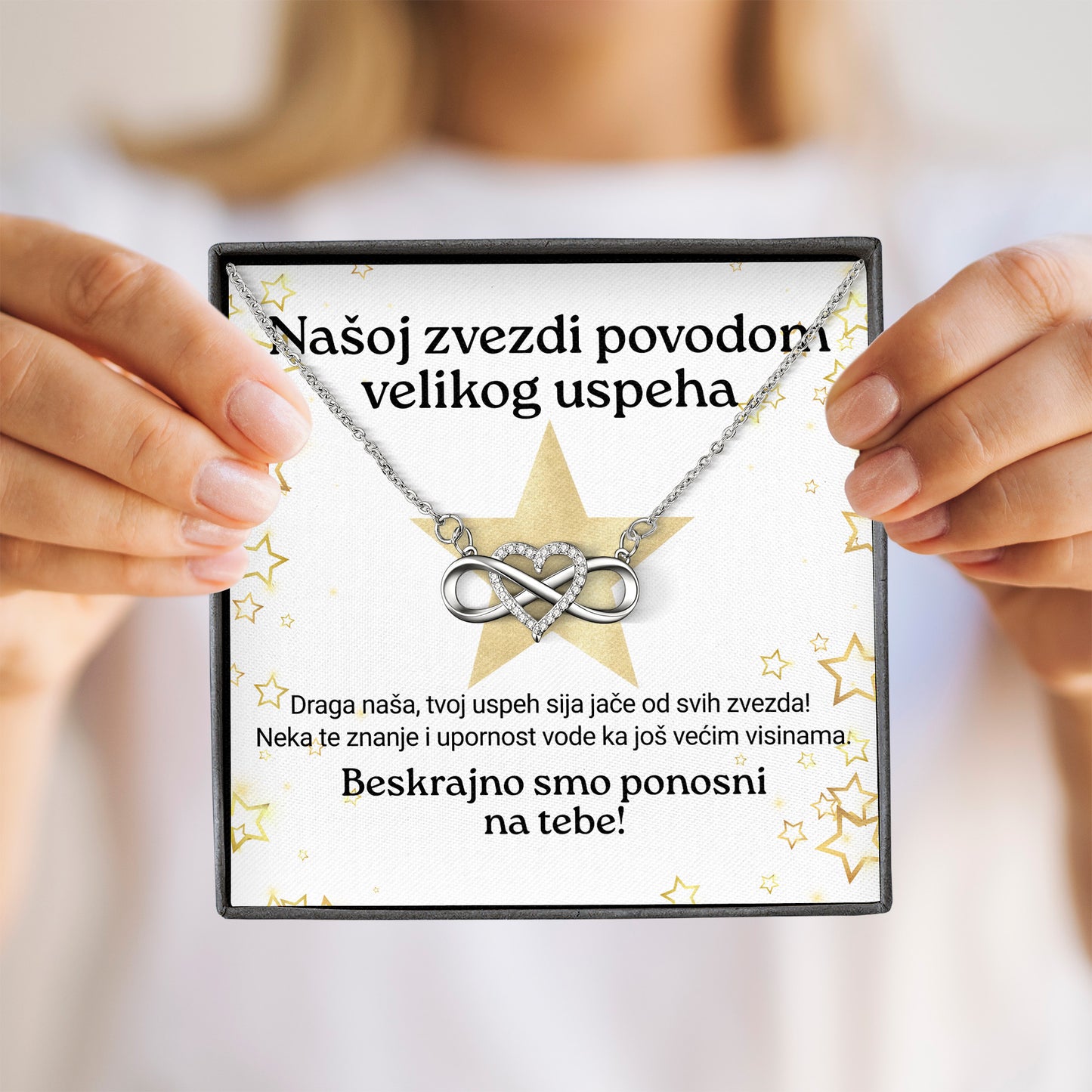 Našoj zvezdi povodom velikog uspeha - Posveta sa lančićem za učenicu