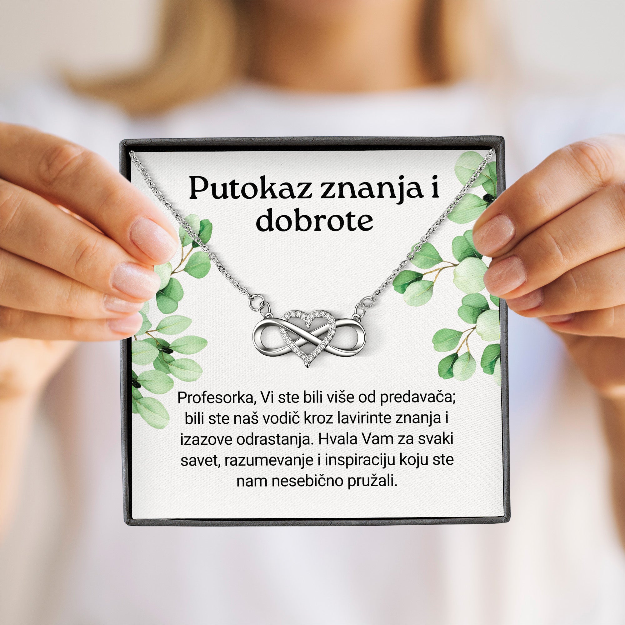 Putokaz znanja i dobrote  - Posveta sa lančićem za učiteljicu