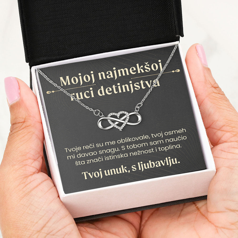 Mojoj najmekšoj ruci detinjstva – Posveta sa lančićem za baku od unuka